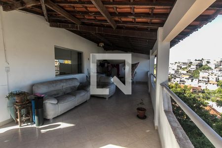 Casa de condomínio para alugar com 500m², 2 quartos e 1 vaga Casa de condomínio para alugar com 500m², 2 quartos e 1 vagaVaranda / Área de Serviço