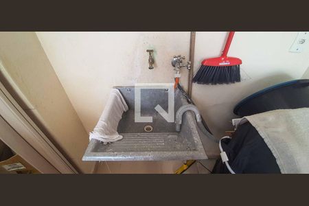 Casa à venda com 200m², 7 quartos e 1 vagaLavanderia