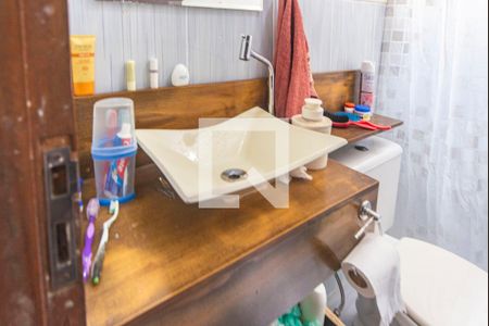 Casa à venda com 135m², 3 quartos e 4 vagas Casa à venda com 135m², 3 quartos e 4 vagasBanheiro Social