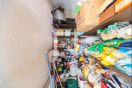 Casa à venda com 135m², 3 quartos e 4 vagas Casa à venda com 135m², 3 quartos e 4 vagasDespensa