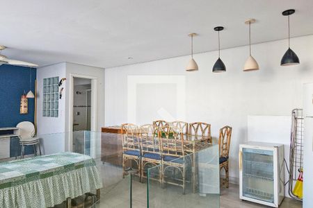 Apartamento para alugar com 160m², 2 quartos e 1 vaga Apartamento para alugar com 160m², 2 quartos e 1 vagaÁrea de Lazer privativa