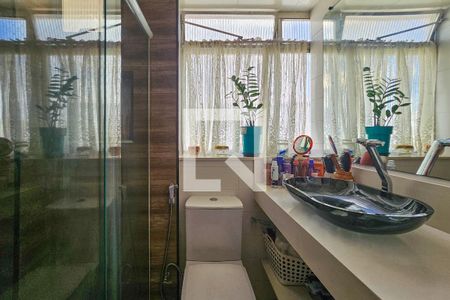 Apartamento para alugar com 160m², 2 quartos e 1 vaga Apartamento para alugar com 160m², 2 quartos e 1 vagabanheiro da Suíte