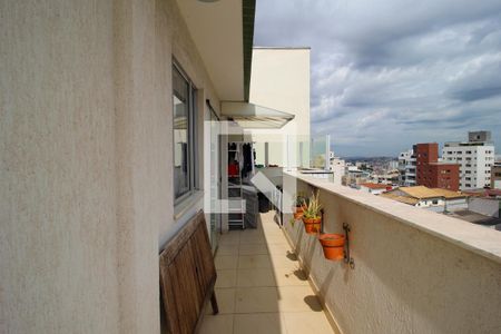 Apartamento à venda com 120m², 2 quartos e 2 vagasÁrea externa 