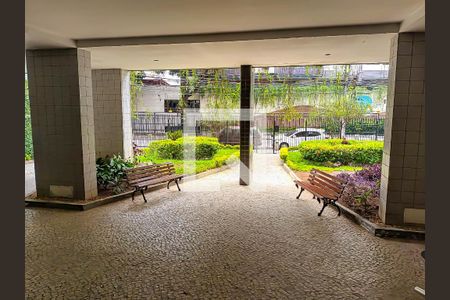 Apartamento à venda com 105m², 3 quartos e 2 vagasEntrada