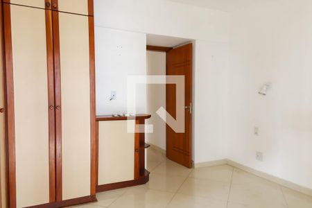 Apartamento à venda com 105m², 3 quartos e 2 vagasQuarto Suite