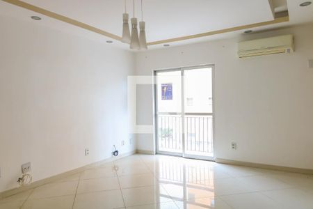Apartamento à venda com 105m², 3 quartos e 2 vagasSala