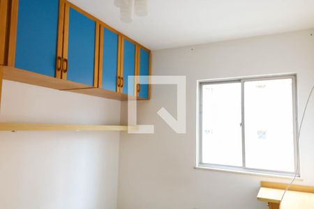 Apartamento à venda com 105m², 3 quartos e 2 vagasQuarto 2