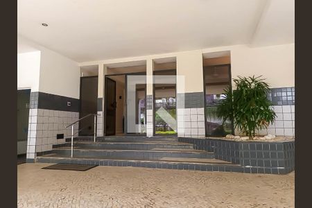 Apartamento à venda com 105m², 3 quartos e 2 vagasEntrada