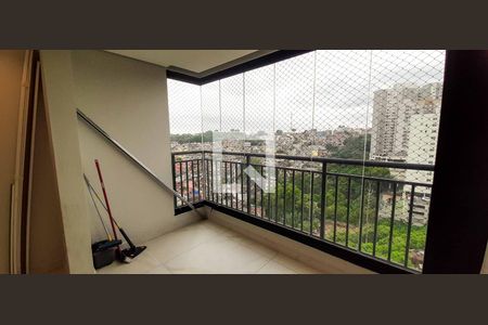 Sacada de apartamento para alugar com 3 quartos, 53m² em Padroeira, Osasco