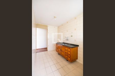 Apartamento à venda com 74m², 2 quartos e 1 vaga Apartamento à venda com 74m², 2 quartos e 1 vagaCozinha