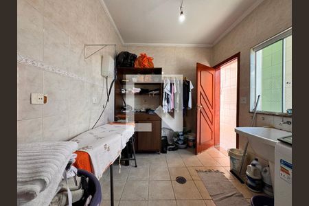 Casa à venda com 539m², 4 quartos e 5 vagasLavanderia 