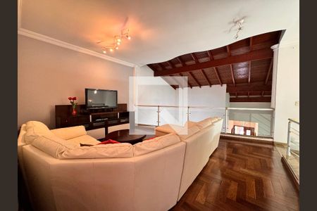 Casa à venda com 539m², 4 quartos e 5 vagasSala de TV
