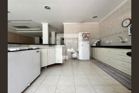Casa à venda com 539m², 4 quartos e 5 vagasCozinha salão de festas 