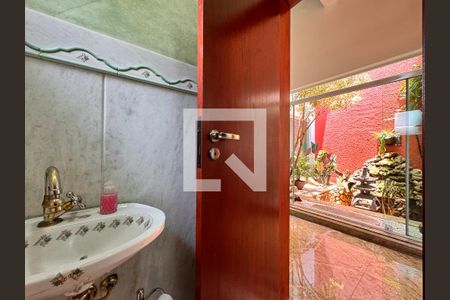 Casa à venda com 539m², 4 quartos e 5 vagasLavabo