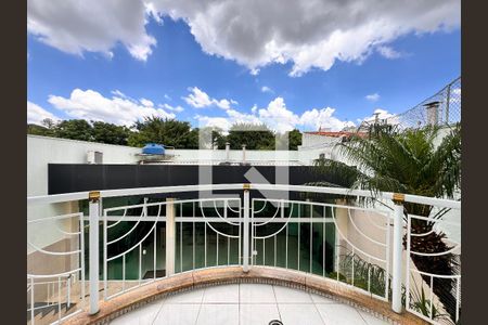 Casa à venda com 539m², 4 quartos e 5 vagasSacada