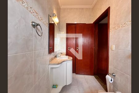 Casa à venda com 539m², 4 quartos e 5 vagasBanheiro suíte 1