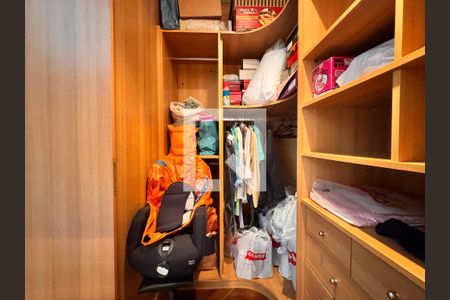 Casa à venda com 539m², 4 quartos e 5 vagasCloset suite 3