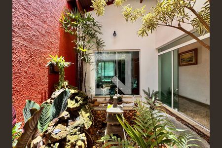 Casa à venda com 539m², 4 quartos e 5 vagasJardim de inverno 