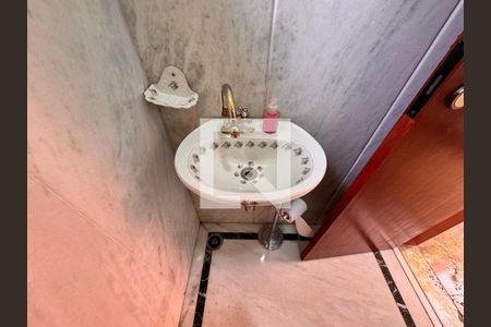 Casa à venda com 539m², 4 quartos e 5 vagasLavabo