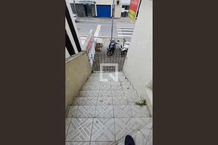 Apartamento para alugar com 28m², 1 quarto e sem vaga Apartamento para alugar com 28m², 1 quarto e sem vagaEscada