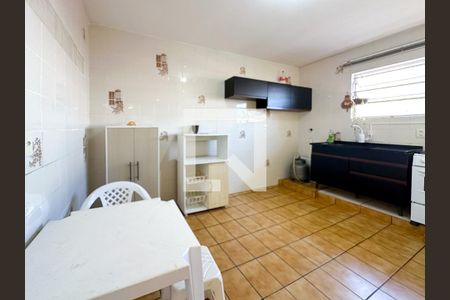 Sala/Cozinha de apartamento para alugar com 1 quarto, 28m² em Ipiranga, São José