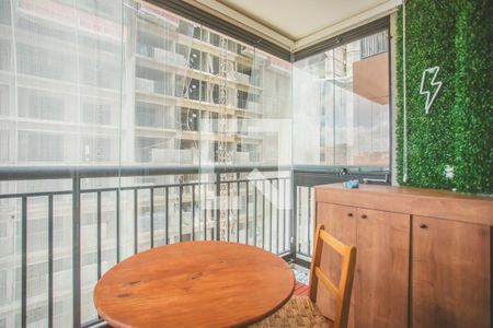 Apartamento para alugar com 36m², 1 quarto e sem vaga Apartamento para alugar com 36m², 1 quarto e sem vagaVaranda