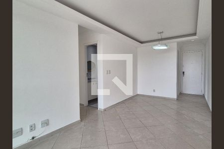 Apartamento à venda com 83m², 3 quartos e 2 vagas Apartamento à venda com 83m², 3 quartos e 2 vagasSala