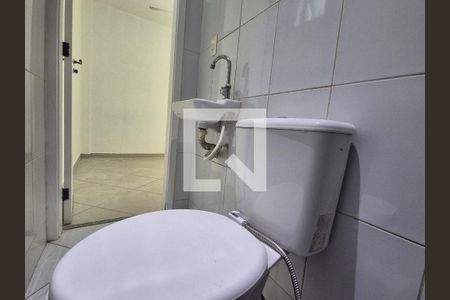 Apartamento à venda com 83m², 3 quartos e 2 vagas Apartamento à venda com 83m², 3 quartos e 2 vagasBanheiro da Suíte 1
