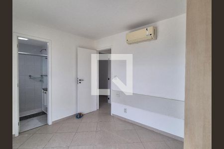 Apartamento à venda com 83m², 3 quartos e 2 vagas Apartamento à venda com 83m², 3 quartos e 2 vagas Suíte 2