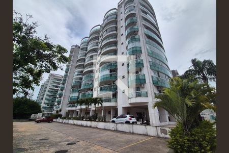 Apartamento à venda com 83m², 3 quartos e 2 vagas Apartamento à venda com 83m², 3 quartos e 2 vagasFachada do bloco