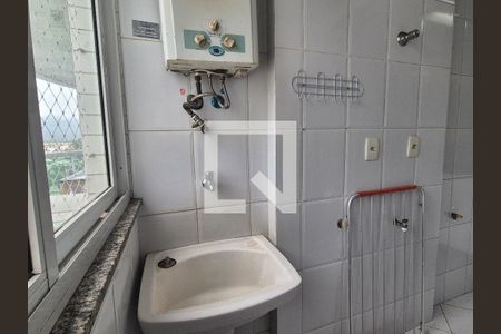 Apartamento à venda com 83m², 3 quartos e 2 vagas Apartamento à venda com 83m², 3 quartos e 2 vagasÁrea de Serviço