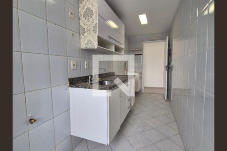 Apartamento à venda com 83m², 3 quartos e 2 vagas Apartamento à venda com 83m², 3 quartos e 2 vagasCozinha