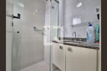 Apartamento à venda com 83m², 3 quartos e 2 vagas Apartamento à venda com 83m², 3 quartos e 2 vagasBanheiro da Suíte 2