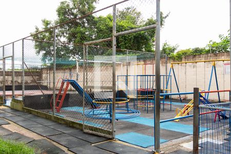 Apartamento para alugar com 47m², 2 quartos e 1 vaga Apartamento para alugar com 47m², 2 quartos e 1 vagaÁrea Comum - Playground