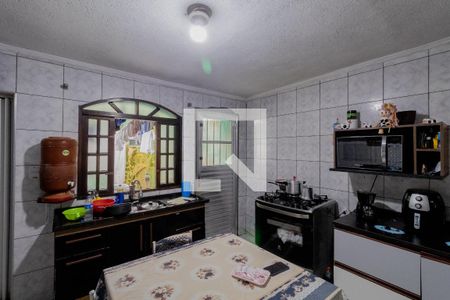 Casa à venda com 72m², 2 quartos e 1 vagaCozinha 