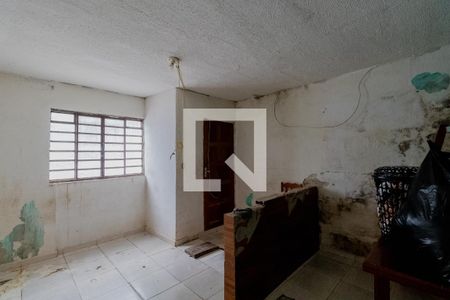 Casa à venda com 72m², 2 quartos e 1 vagaQuarto de Serviço