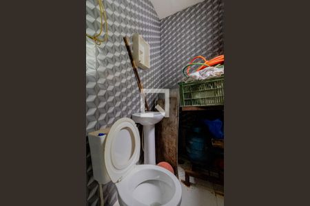 Casa à venda com 72m², 2 quartos e 1 vagaBanheiro de Serviço