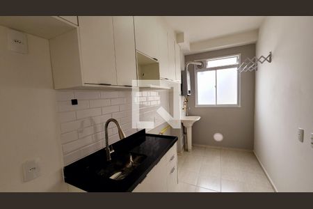 Cozinha e Área de Serviço de apartamento para alugar com 2 quartos, 48m² em Ponte de São João, Jundiaí