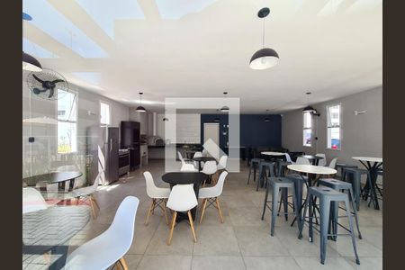 Apartamento para alugar com 48m², 2 quartos e 1 vagaÁrea comum - Salão de festas