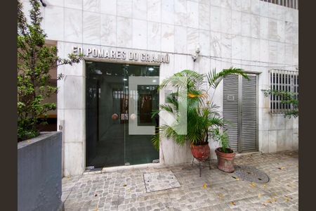 Apartamento à venda com 135m², 3 quartos e 1 vagaFachada e portaria