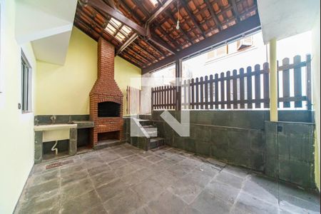 Casa para alugar com 50m², 2 quartos e sem vagaÁrea de Serviço Quintal e Churrasqueira