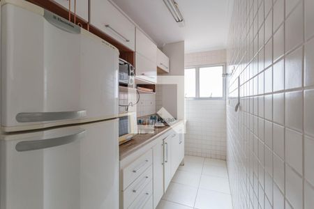 Cozinha de apartamento para alugar com 1 quarto, 37m² em Indianópolis, São Paulo