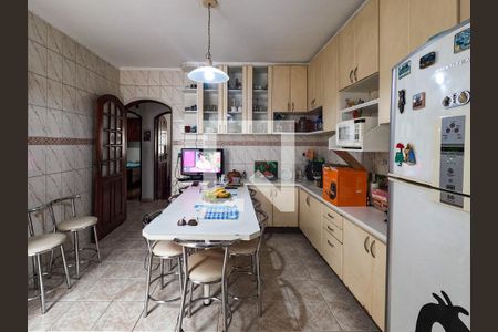 Casa à venda com 200m², 3 quartos e 2 vagasCozinha