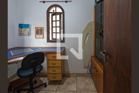 Casa à venda com 200m², 3 quartos e 2 vagasQuarto 3
