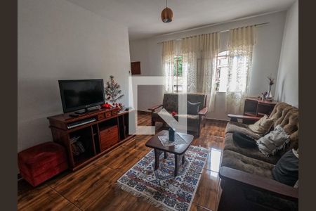 Sala de casa à venda com 3 quartos, 200m² em Jardim Peri, São Paulo