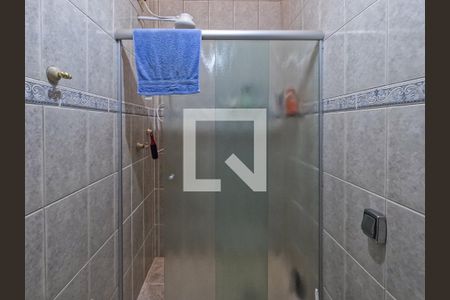 Casa à venda com 200m², 3 quartos e 2 vagasBanheiro