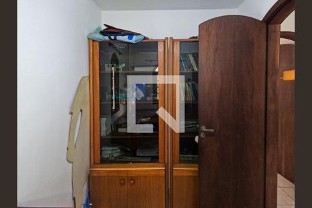 Casa à venda com 200m², 3 quartos e 2 vagasQuarto 3