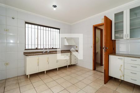 Casa à venda com 92m², 3 quartos e 2 vagas Casa à venda com 92m², 3 quartos e 2 vagasCozinha