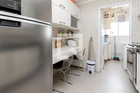 Apartamento à venda com 130m², 3 quartos e 3 vagas Apartamento à venda com 130m², 3 quartos e 3 vagasCozinha