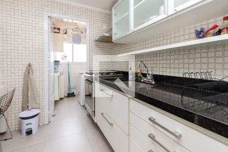 Apartamento à venda com 130m², 3 quartos e 3 vagas Apartamento à venda com 130m², 3 quartos e 3 vagasCozinha